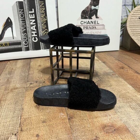 Coach Black slide With Shearling size 7 - Picture 2 of 9